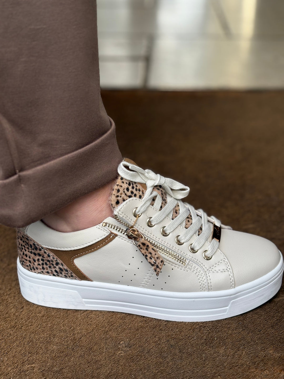 Lunar Presley Trainer | Cream