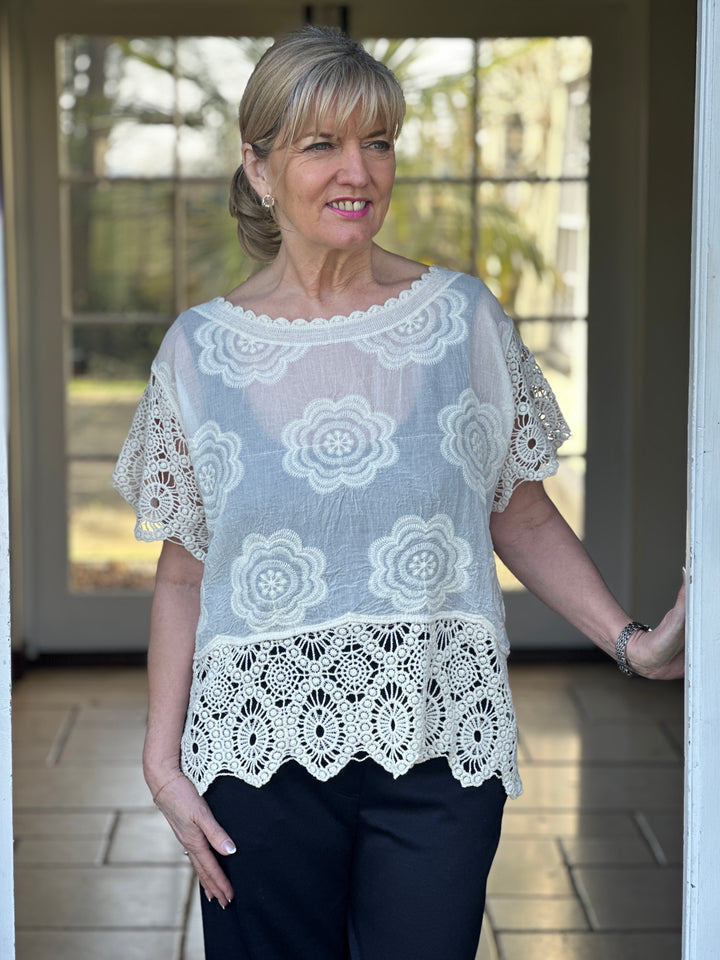 Crochet Floral Top | Cream