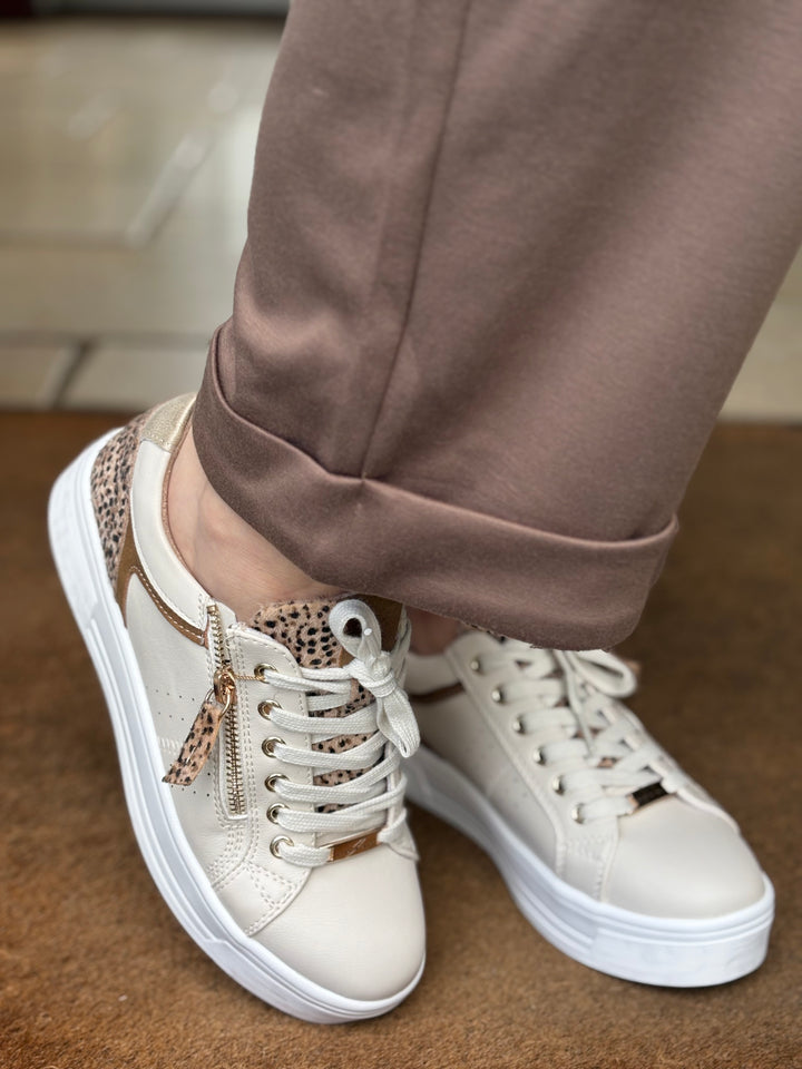 Lunar Presley Trainer | Cream