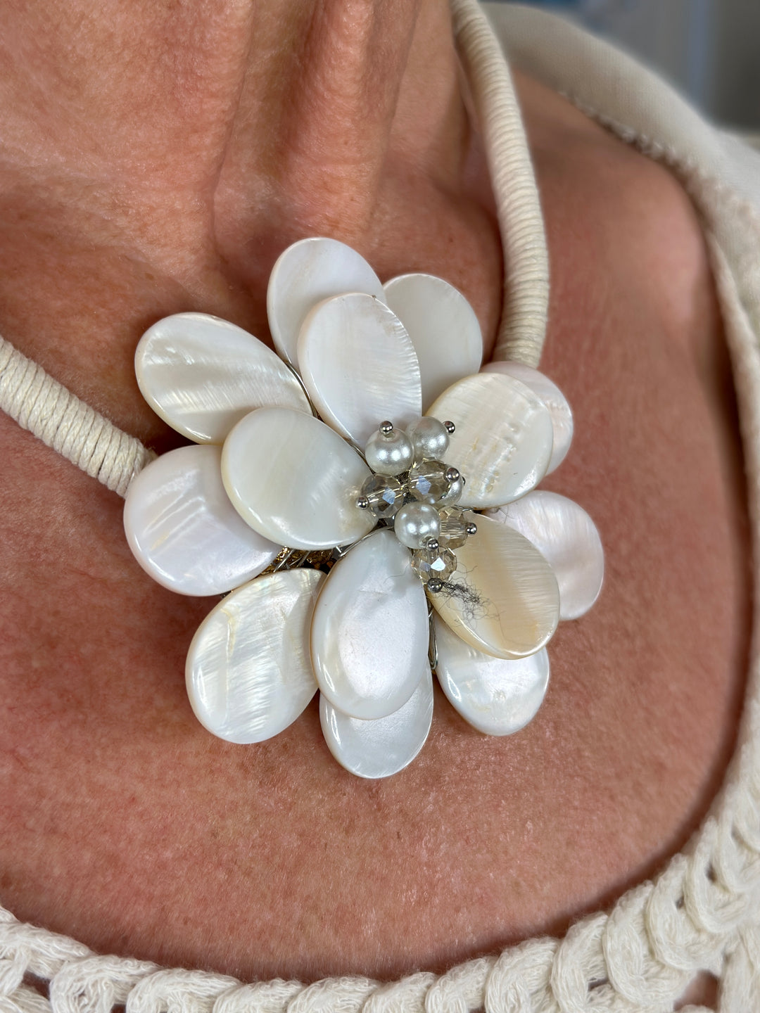 Pearlised Flower Necklace