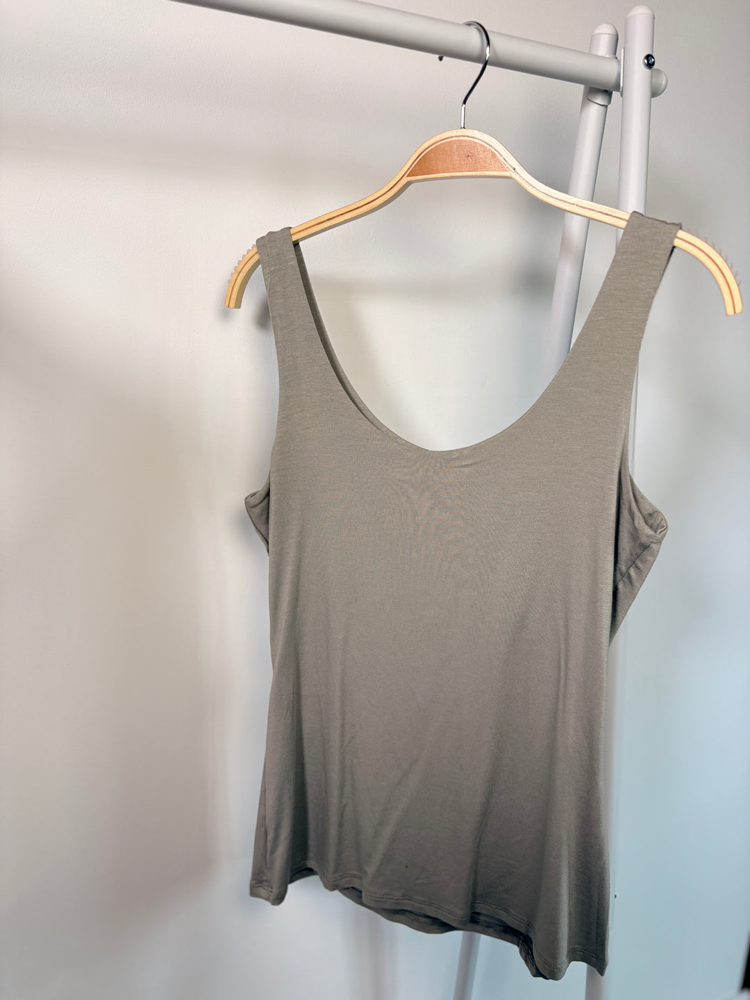 Essentials Vest Top - Regular