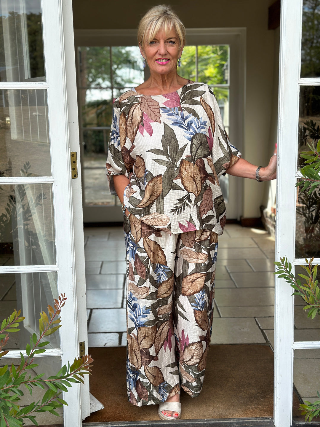 Leaf Print Cold-Shoulder Set | Khaki