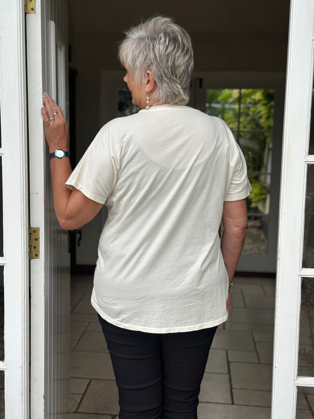 V-Neck Small Star T-Shirt | Stone