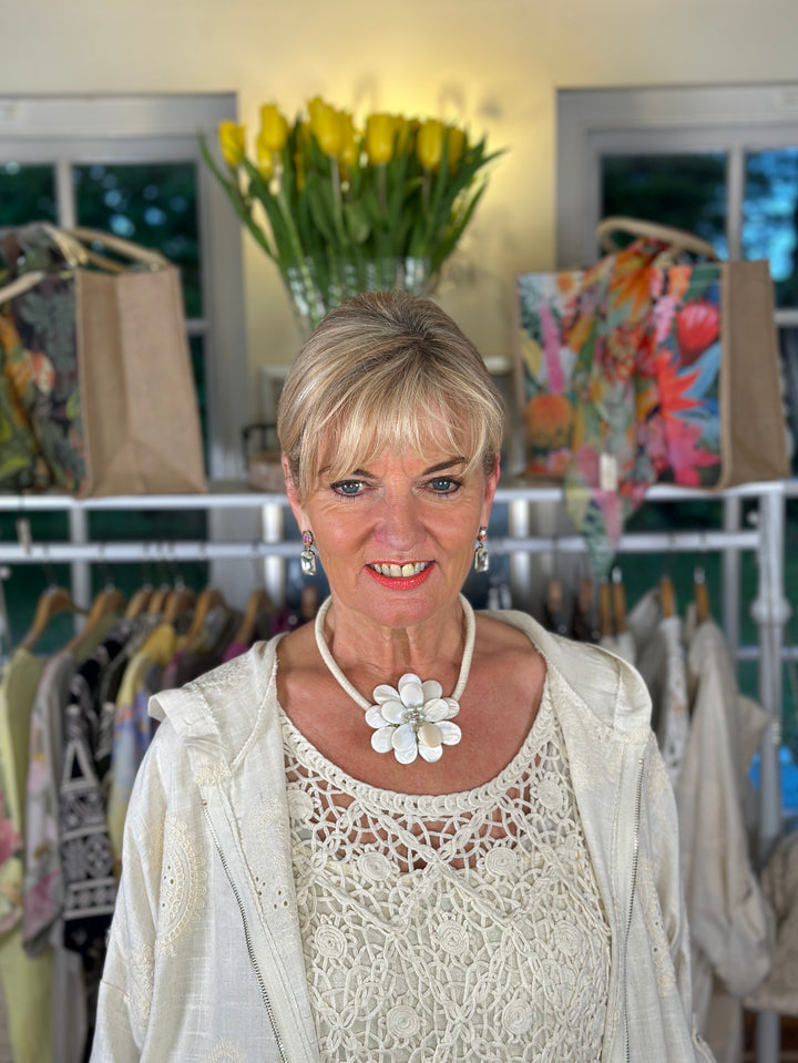 Pearlised Flower Necklace