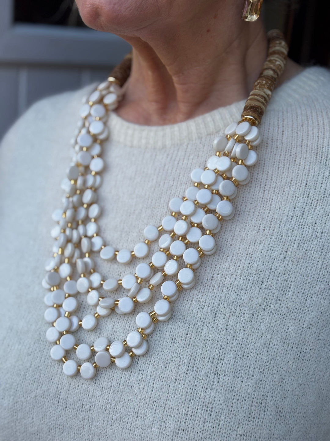 Coconut Shell & Mini Circle Bead Necklace | Cream & Gold