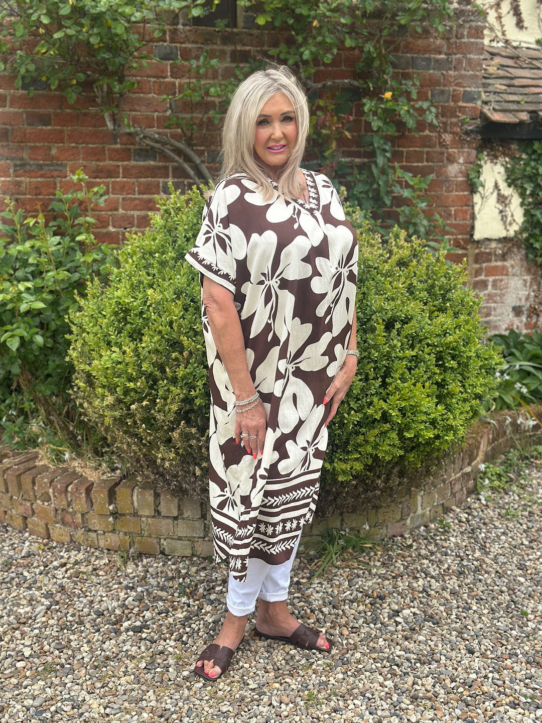 V-Neck Large Flower Tunic Dress | Brown
