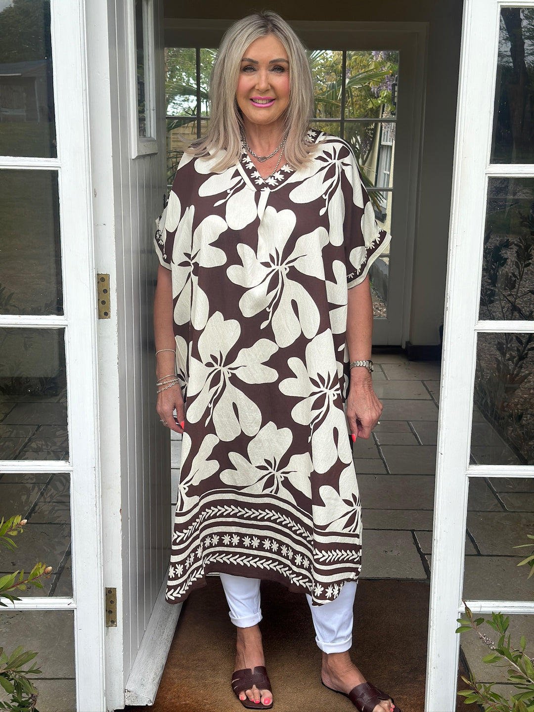 V-Neck Large Flower Tunic Dress | Brown