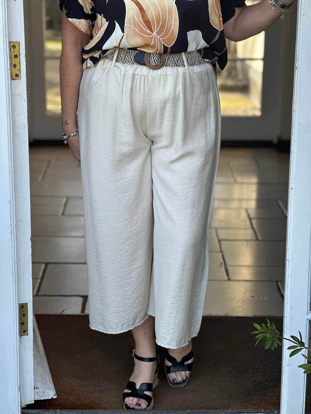 Linen Culottes With Abstract Removable Belt | Cream