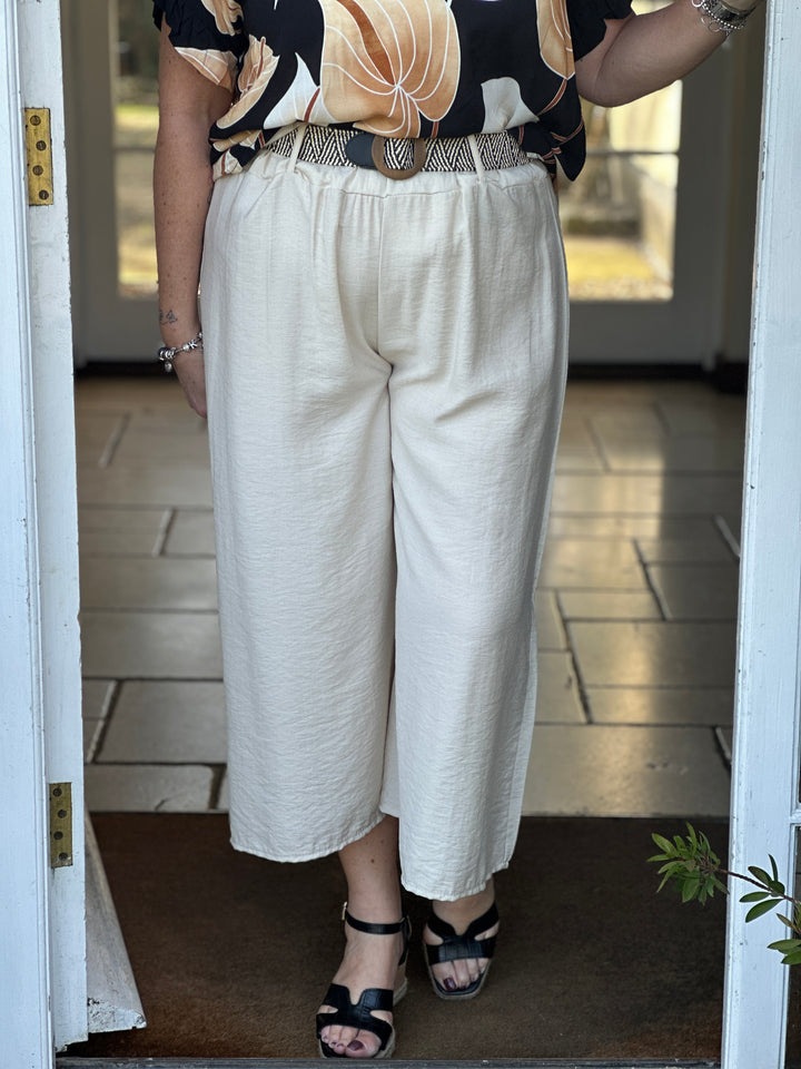Linen Culottes With Abstract Removable Belt | Cream