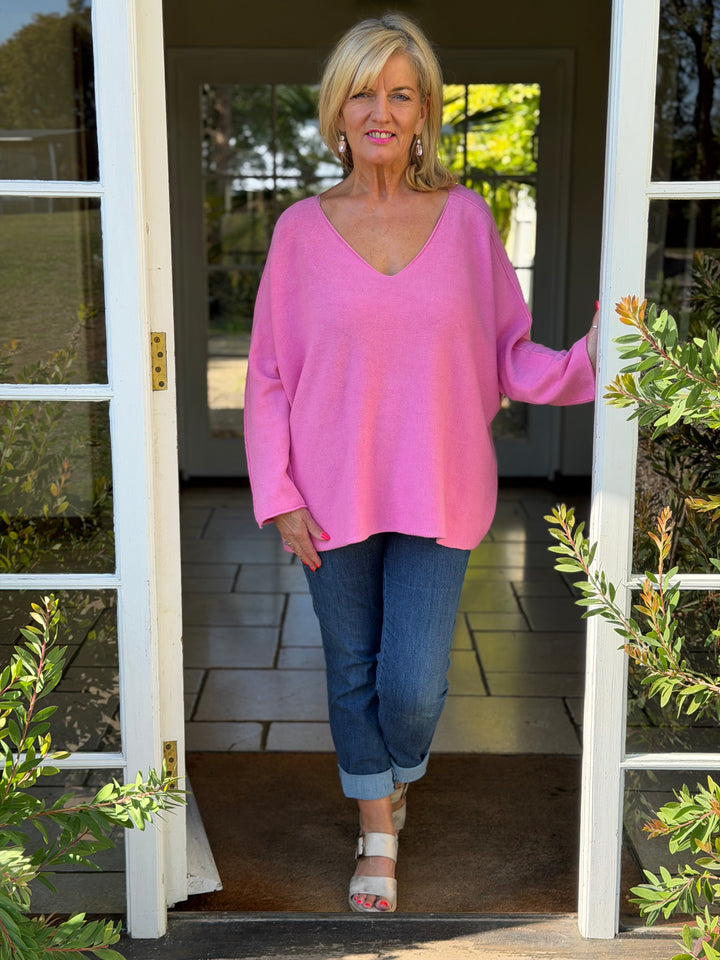 V-Neck Knitted Jumper | Pink