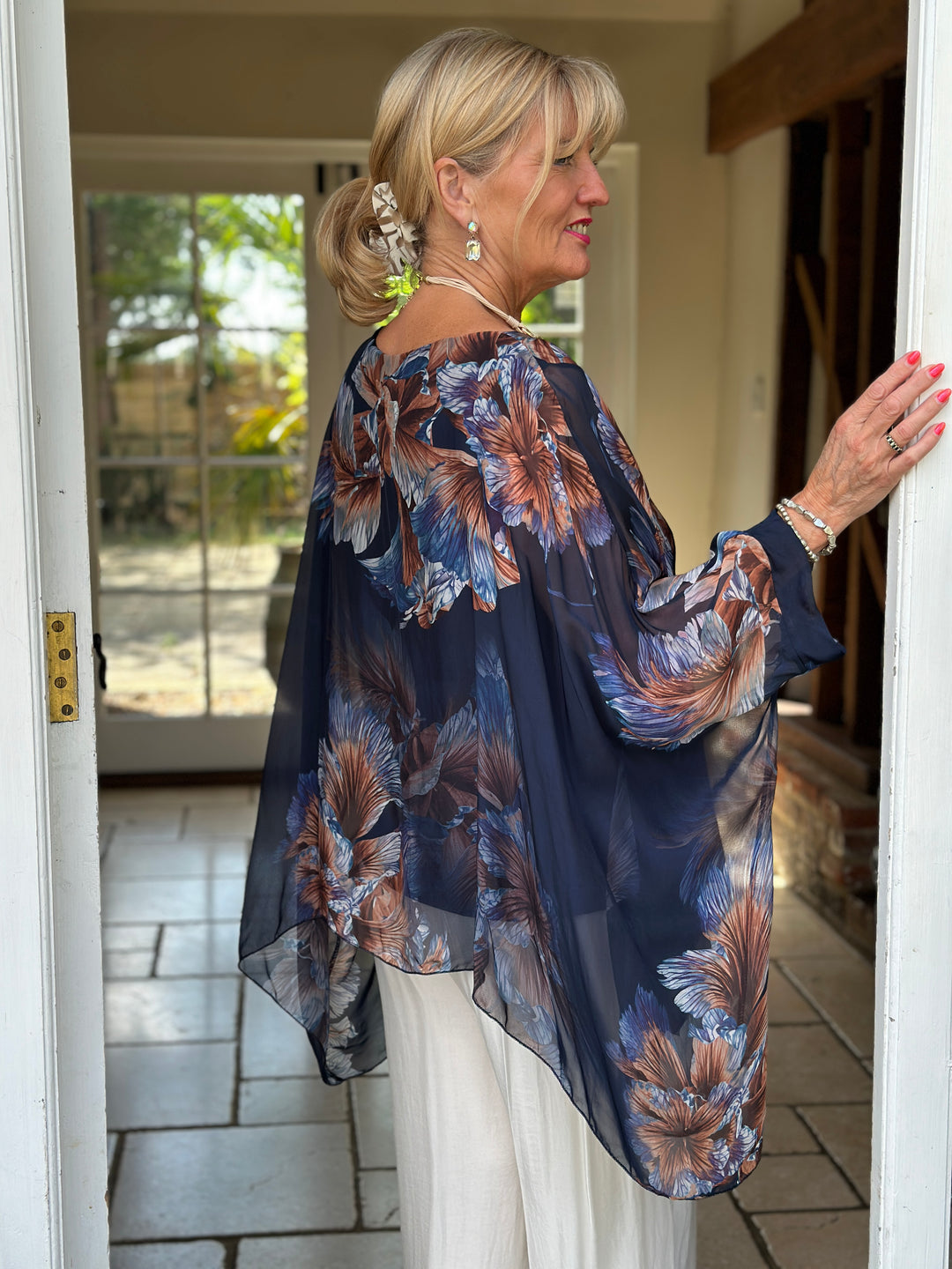 Mia Floral Silk Blouse | Navy