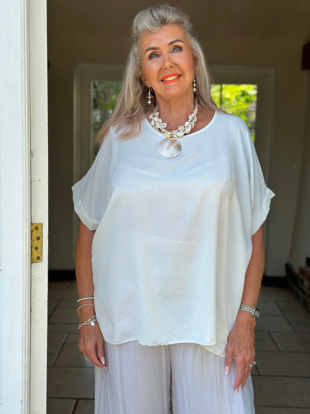 Oversized Staple Top | White