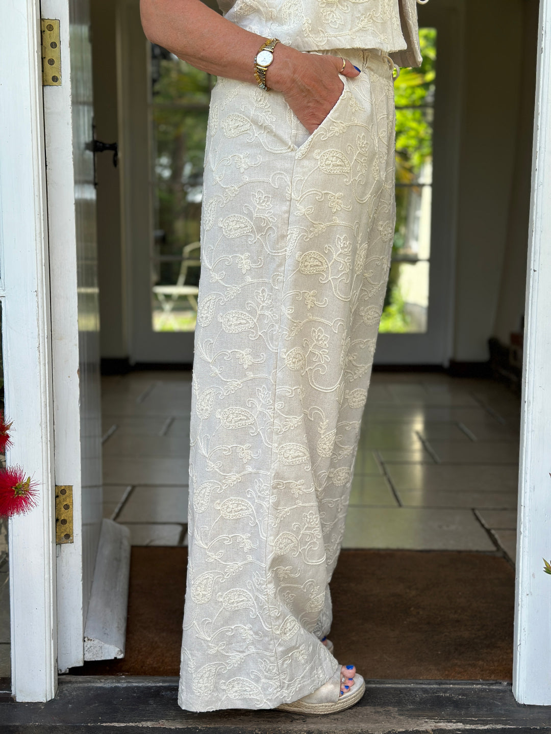 Petite Paisley Print Linen Two Piece | Cream