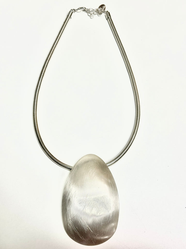 Brushed Oval Drop Necklace | Silver - Mandy's Heaven 