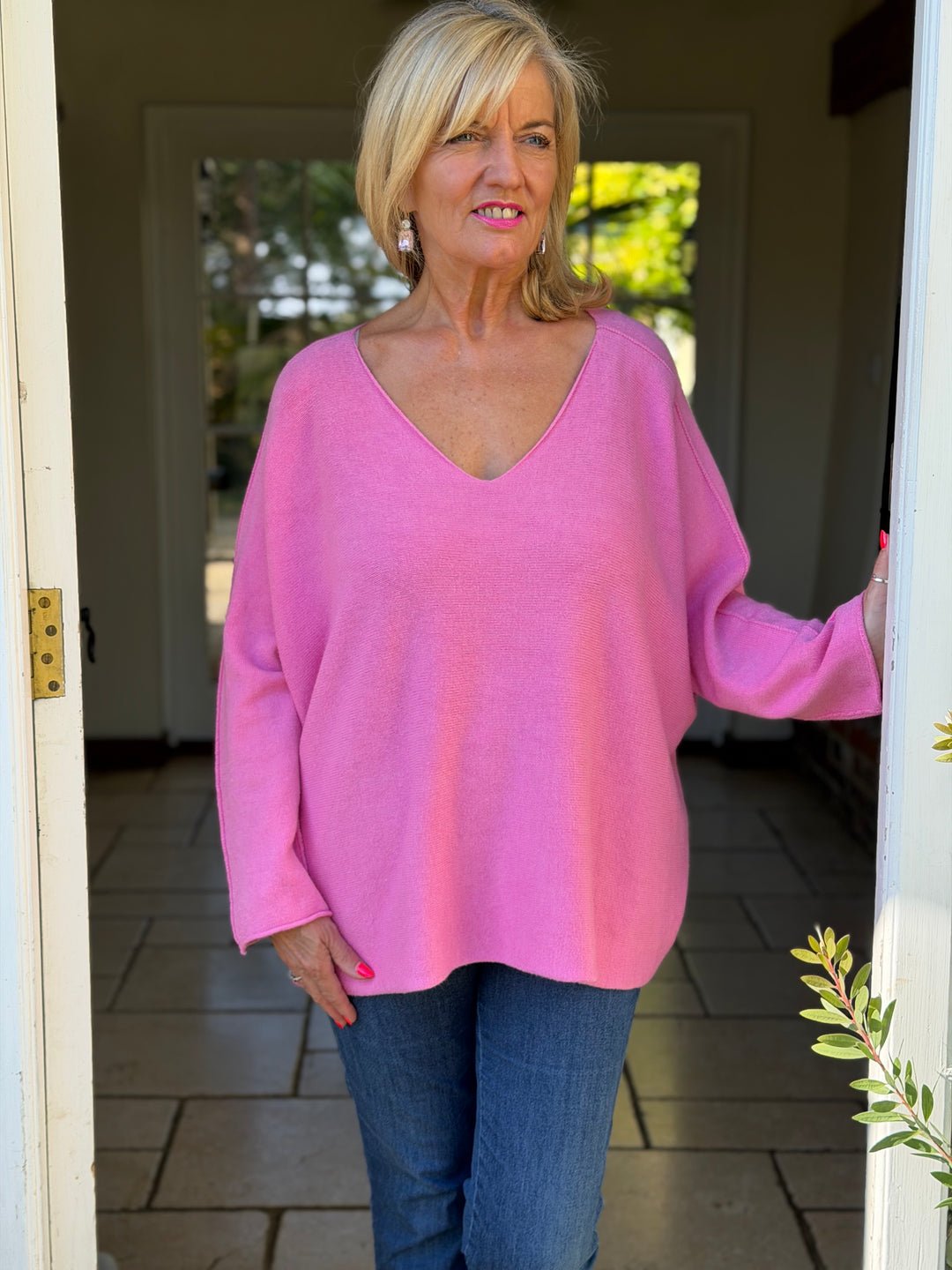 V-Neck Knitted Jumper | Pink