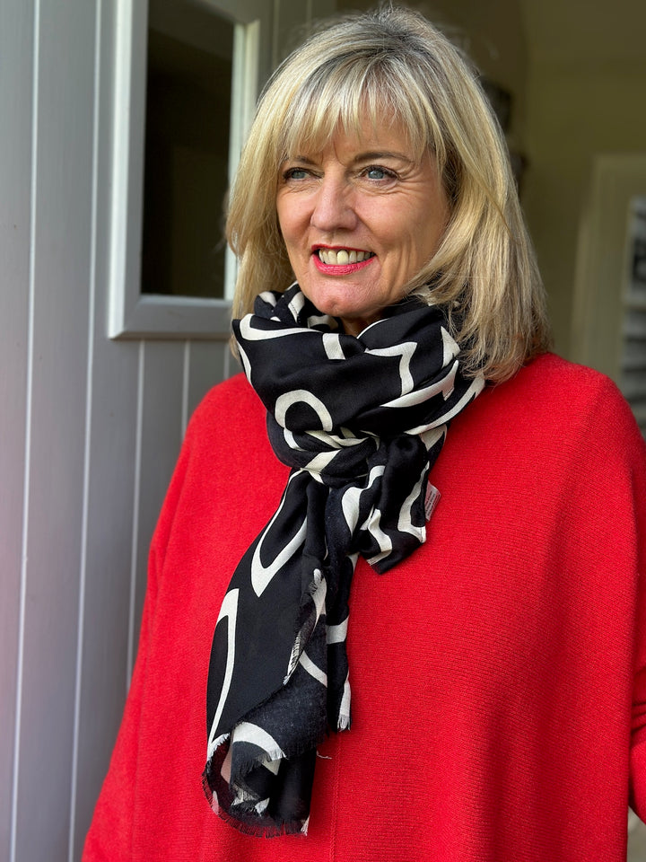 Clover Scarf | Black