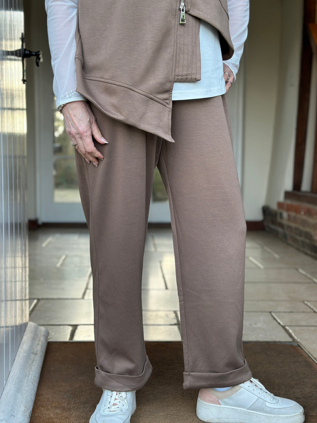 Soft Jersey Straight Leg Trouser With Cuff - Malissa J | Brown