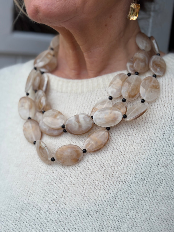 Short Layered Resin Pebble Necklace | Cream & Black
