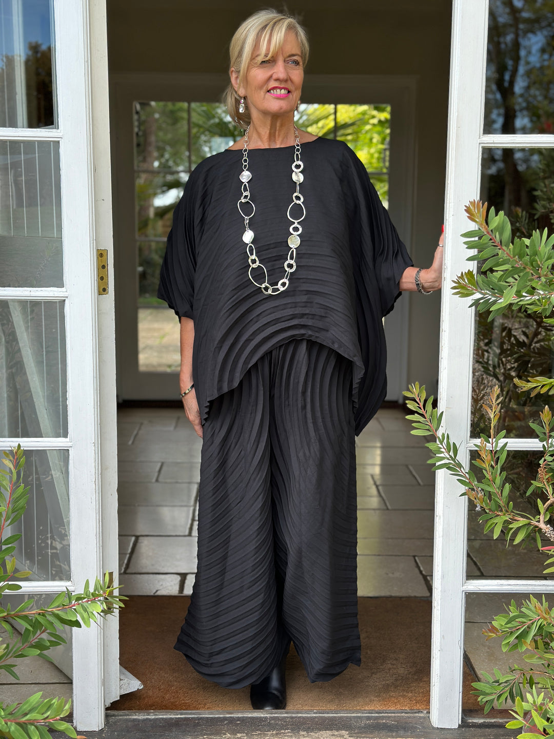 Curved Pleat Batwing Blouse - Malissa J | Black