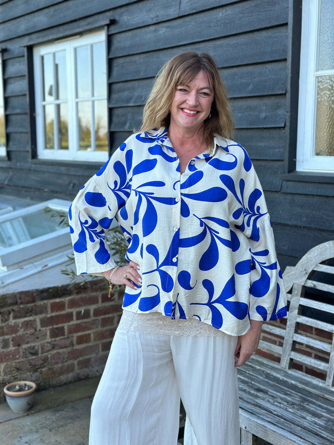 Abstract Leaf Motif Shirt | Royal Blue