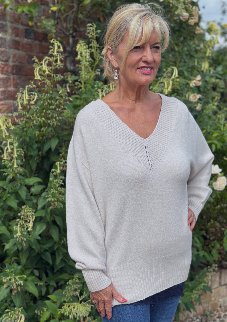 COSY KNITS FOR CHILLY DAYS