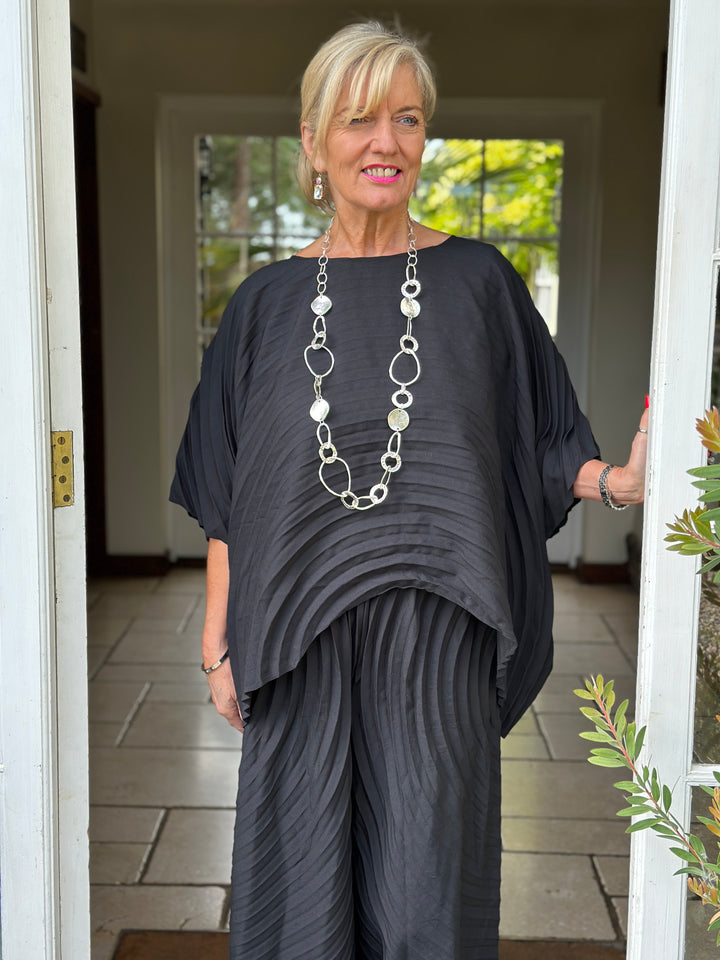 Curved Pleat Batwing Blouse - Malissa J | Black