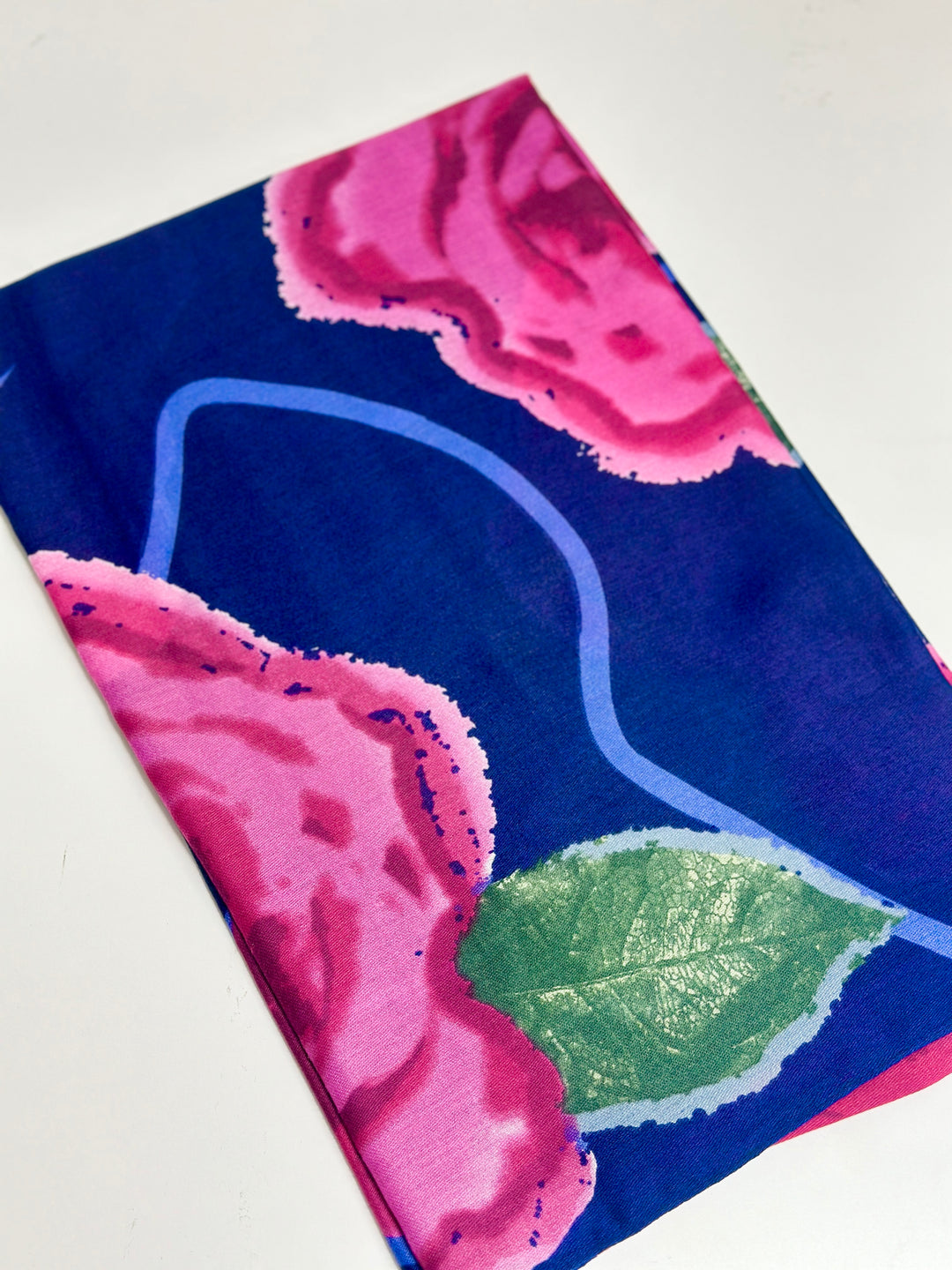 Roses Scarf | Navy