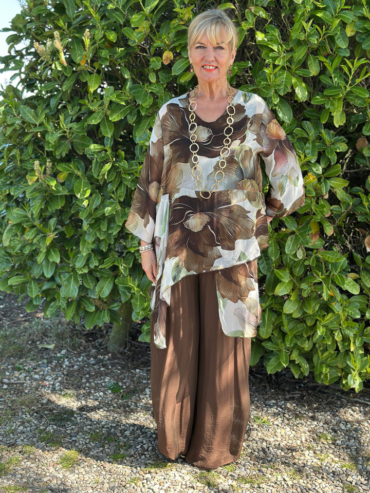 Isabella Flower Silk Blouse | Chocolate