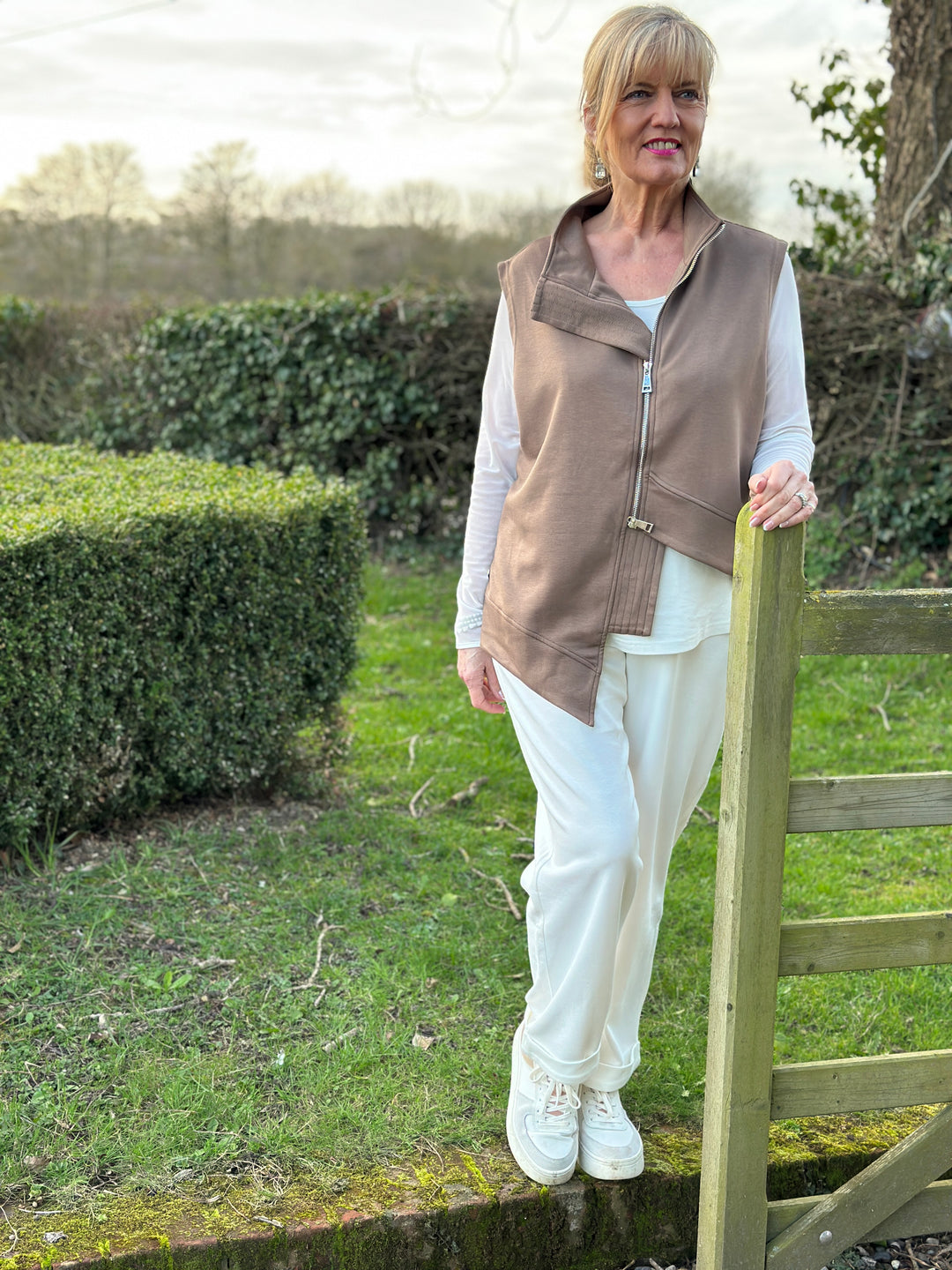 Soft Jersey Straight Leg Trouser With Cuff - Malissa J | White