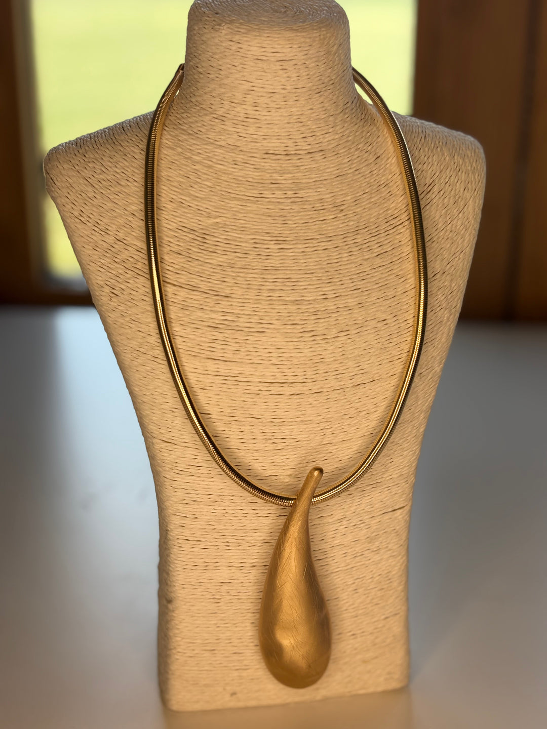 Large Tear Drop Pendant Necklace | Gold