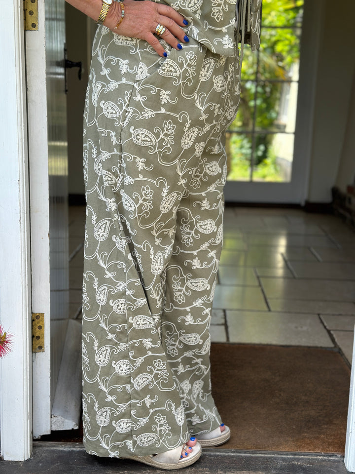 Petite Paisley Print Linen Two Piece | Khaki