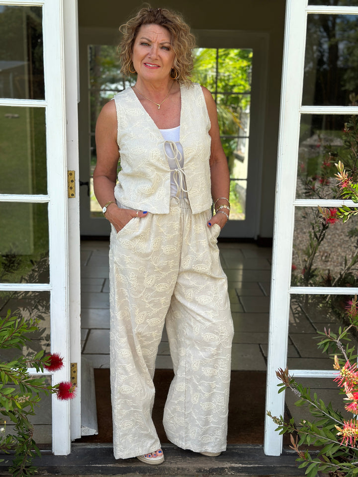 Petite Paisley Print Linen Two Piece | Cream