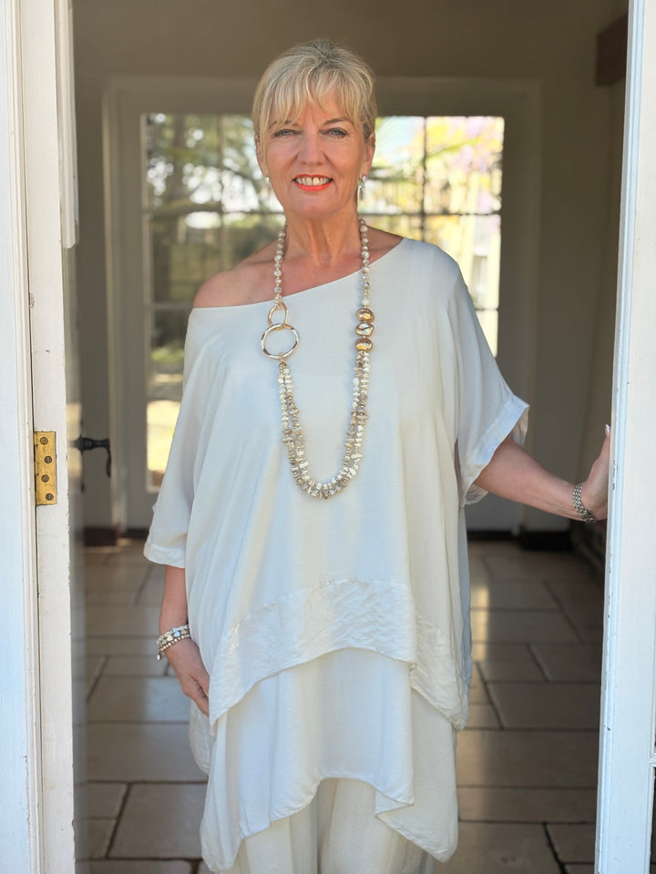 Double Hem Soft Feel Blouse | Beige