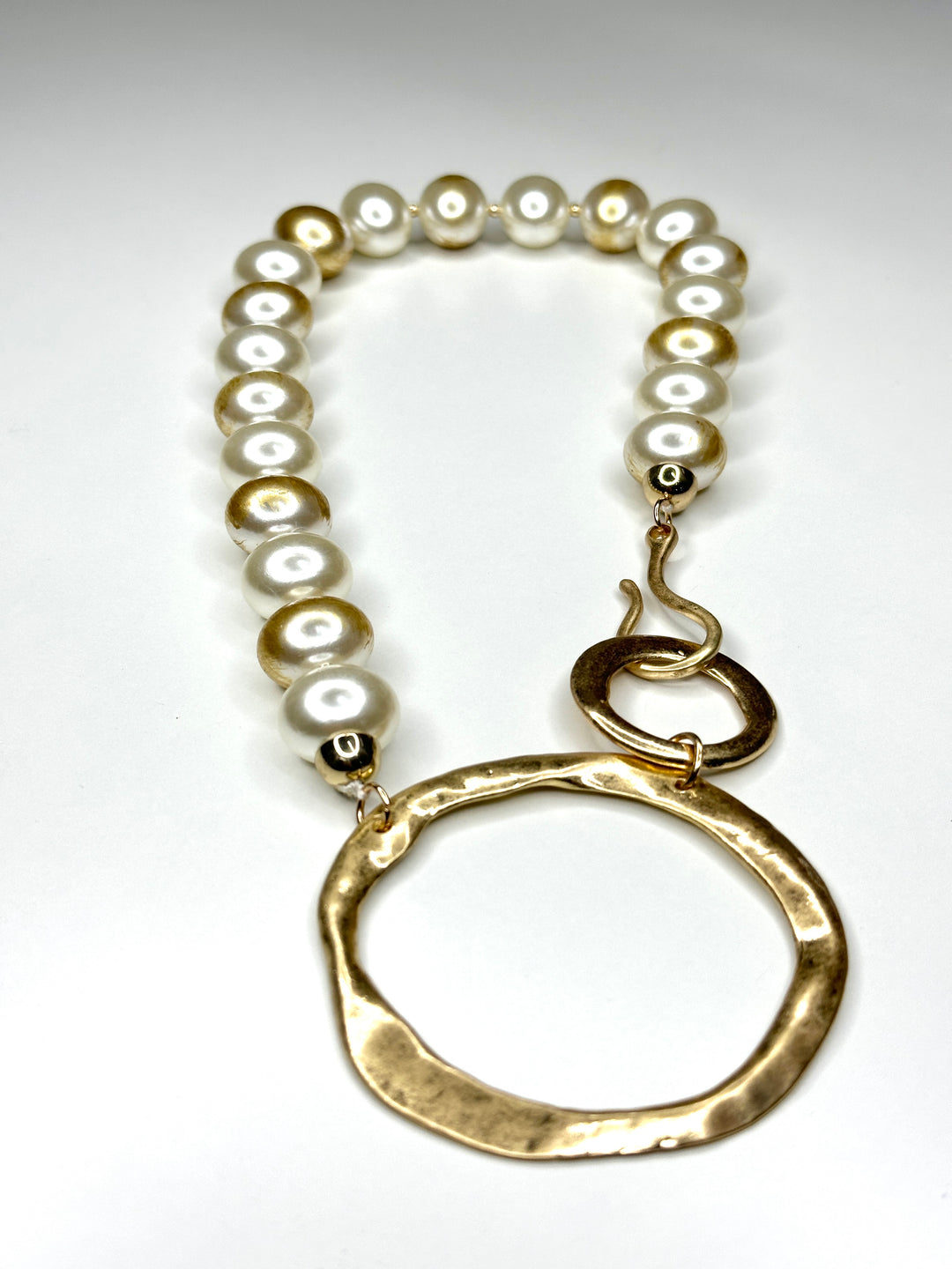 Large Pearl Hook & Ring Necklace