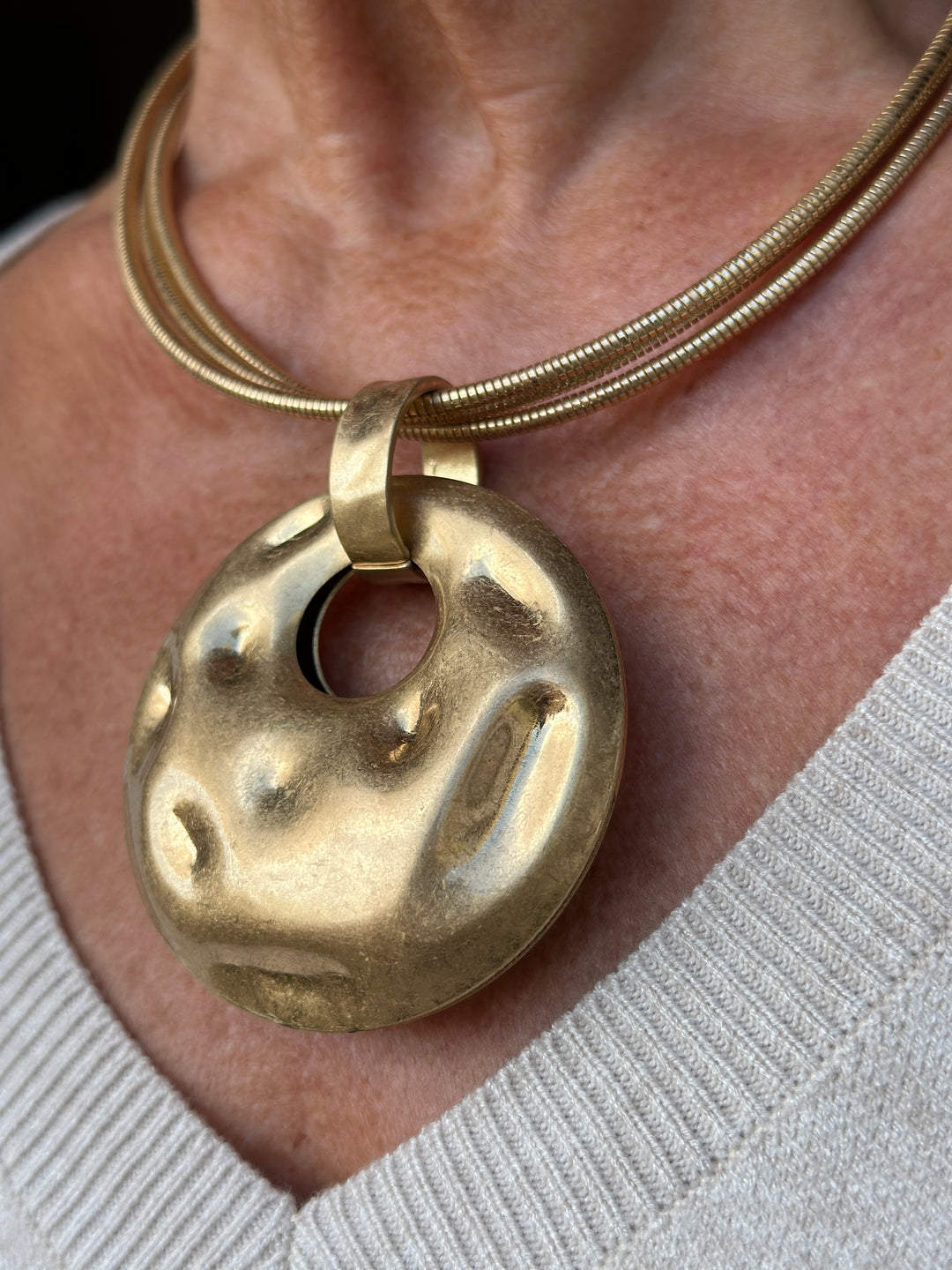 Disc Three Strand Pendant Necklace | Gold