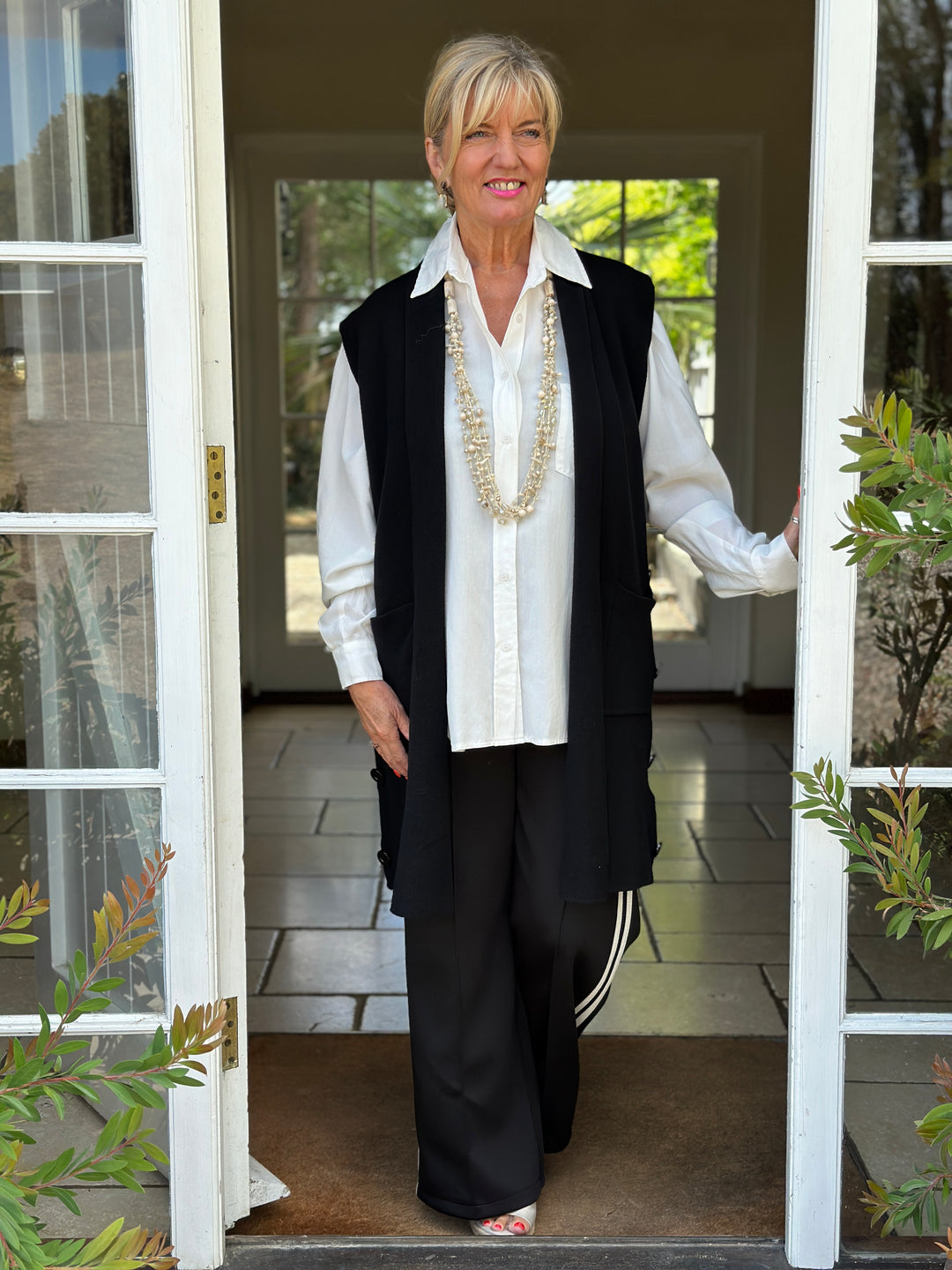 Button Pocket Gilet | Black