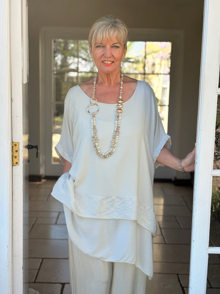 Double Hem Soft Feel Blouse | Beige