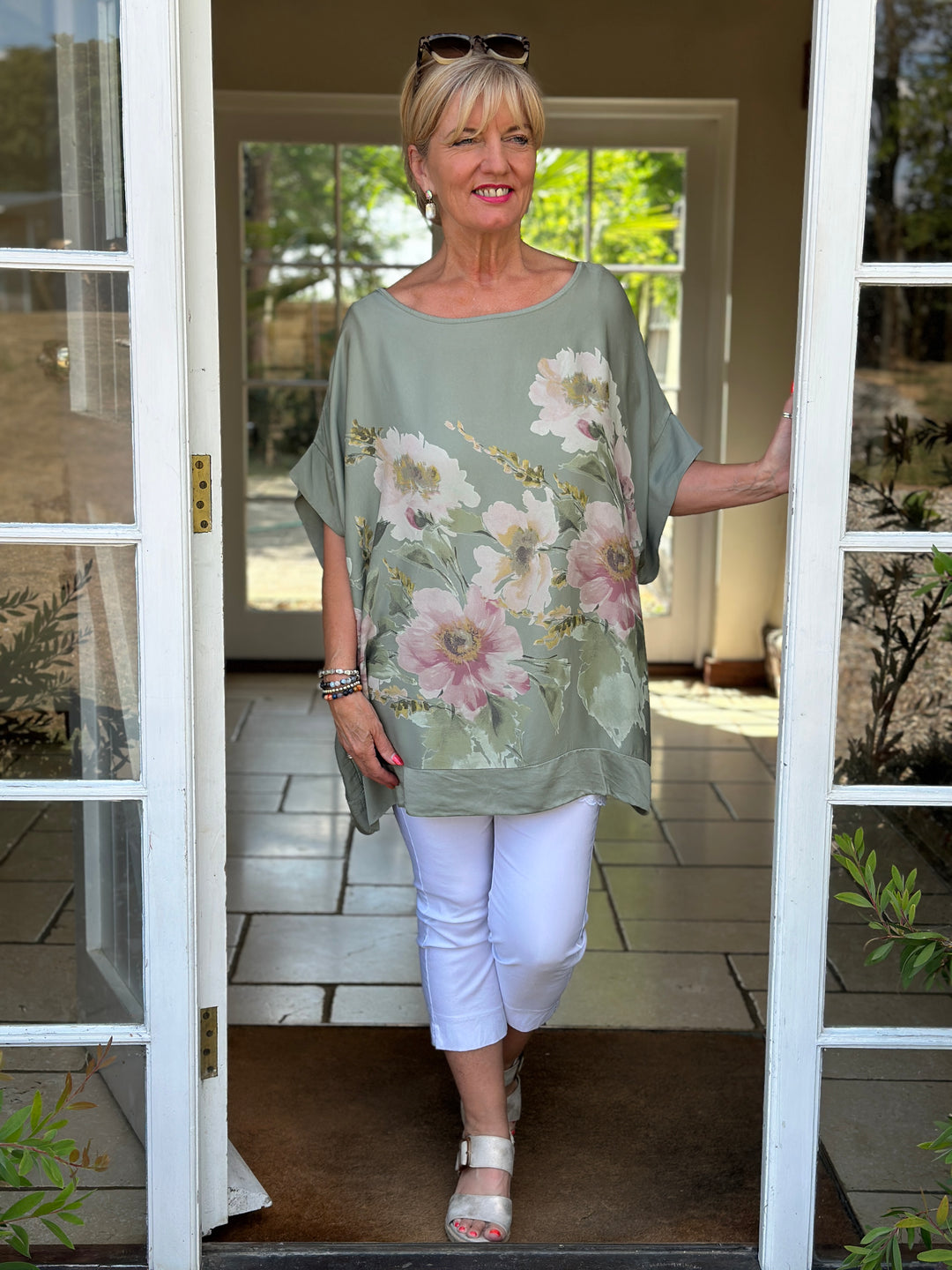Floral Soft Ovesized Top | Khaki