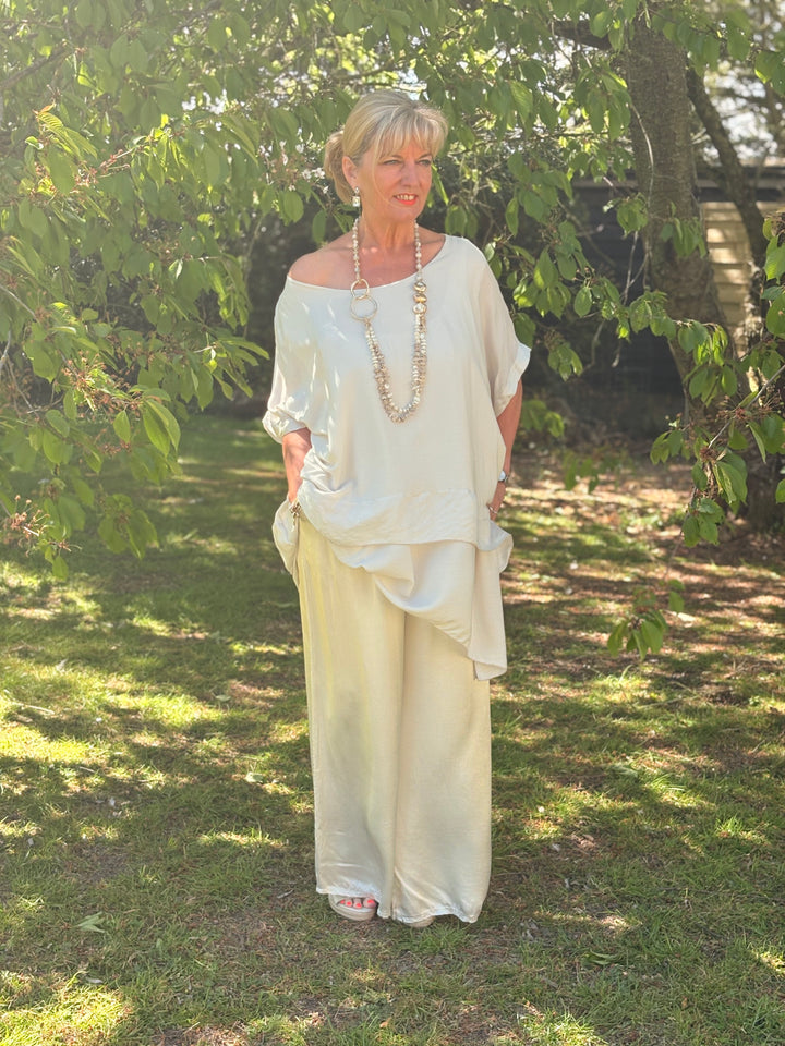 Double Hem Soft Feel Blouse | Beige