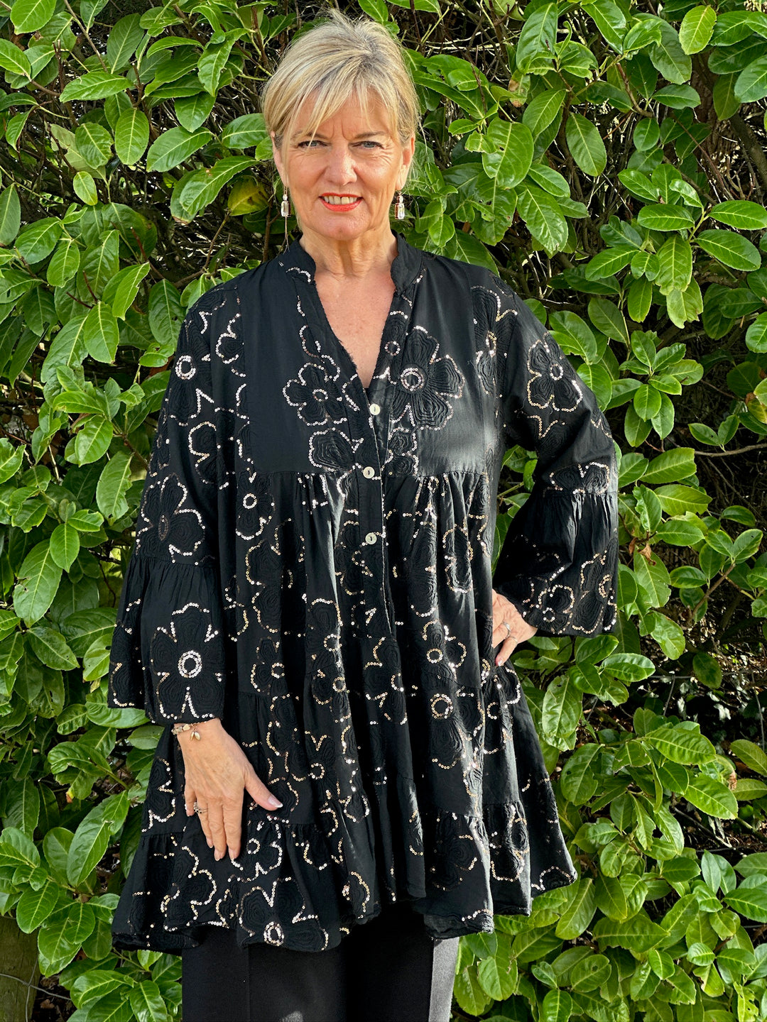 Sequin Floral Tunic Top | Black