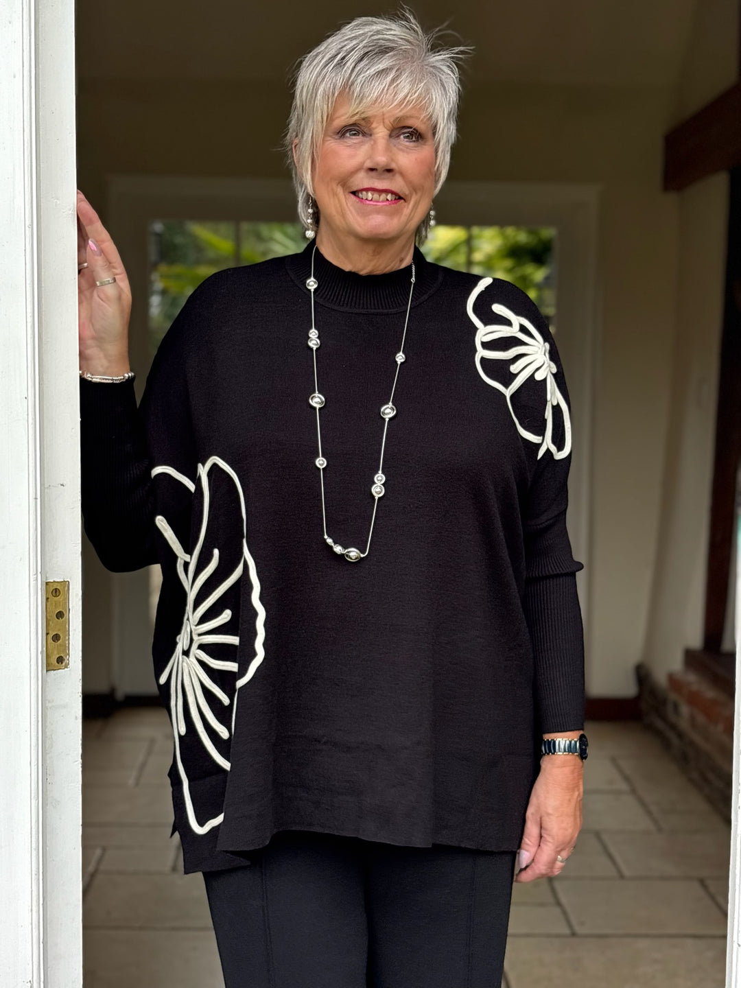 Flower Silhouette Jumper | Black