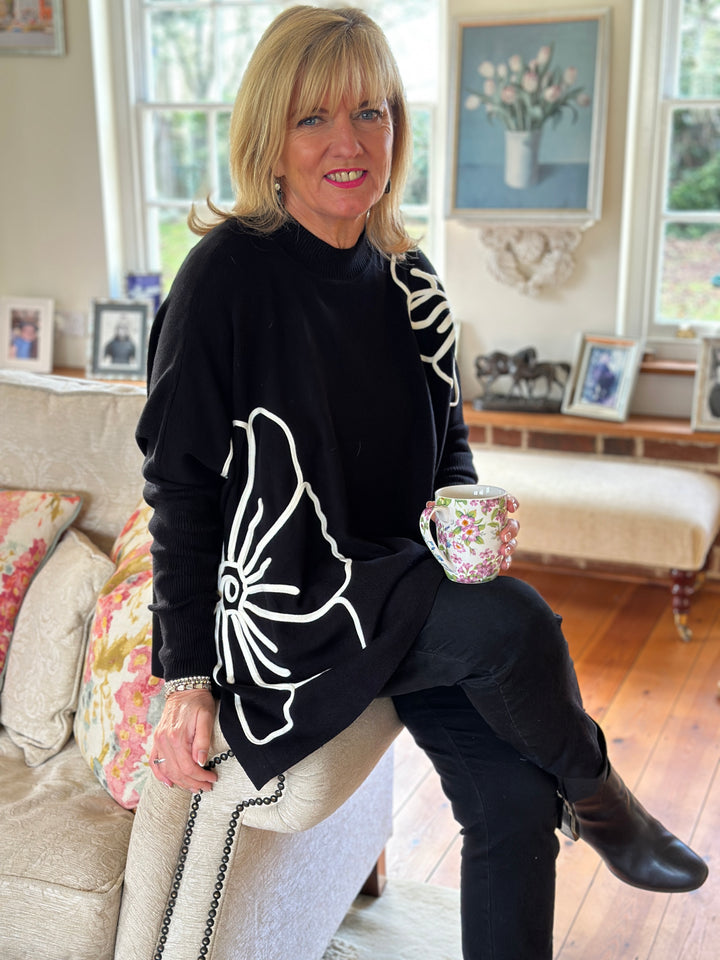 Flower Silhouette Jumper | Black