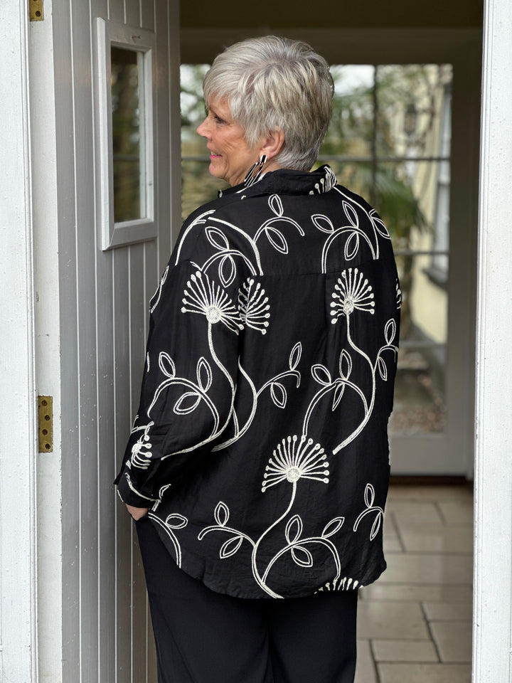 Linen Garden Design Shirt | Black - Mandy's Heaven 