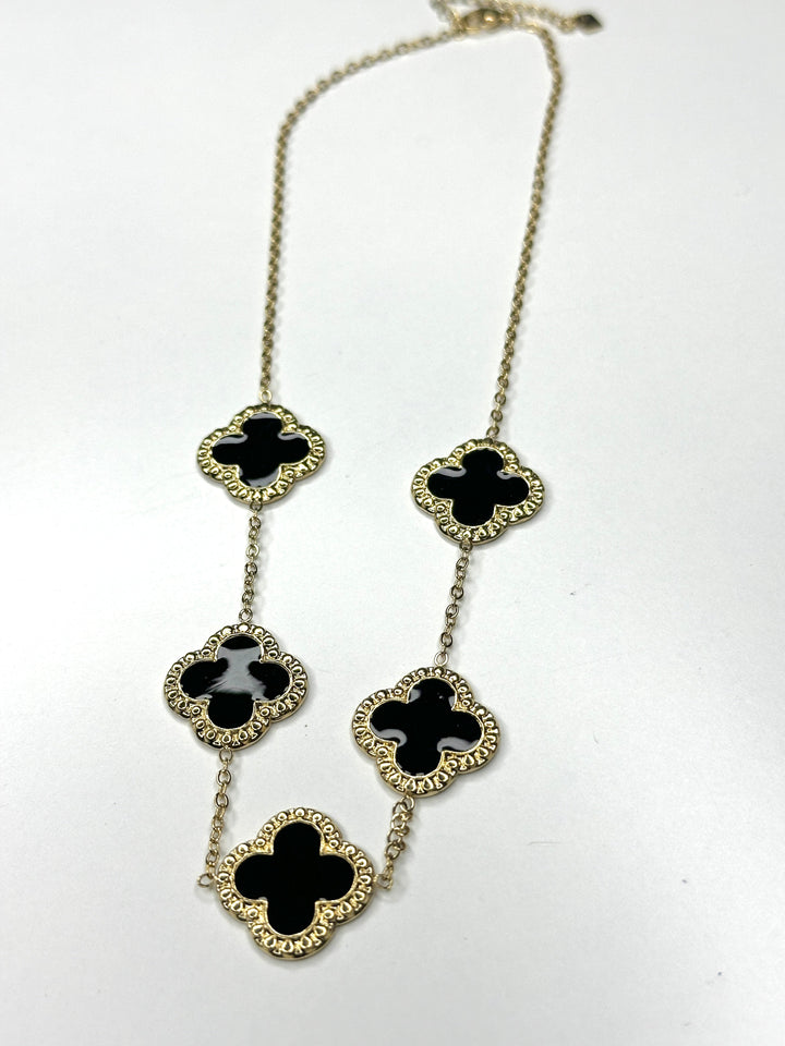 Clover Detail Necklace - Black