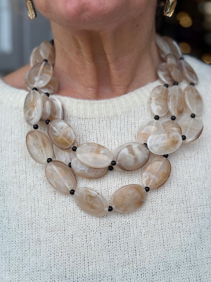 Short Layered Resin Pebble Necklace | Cream & Black