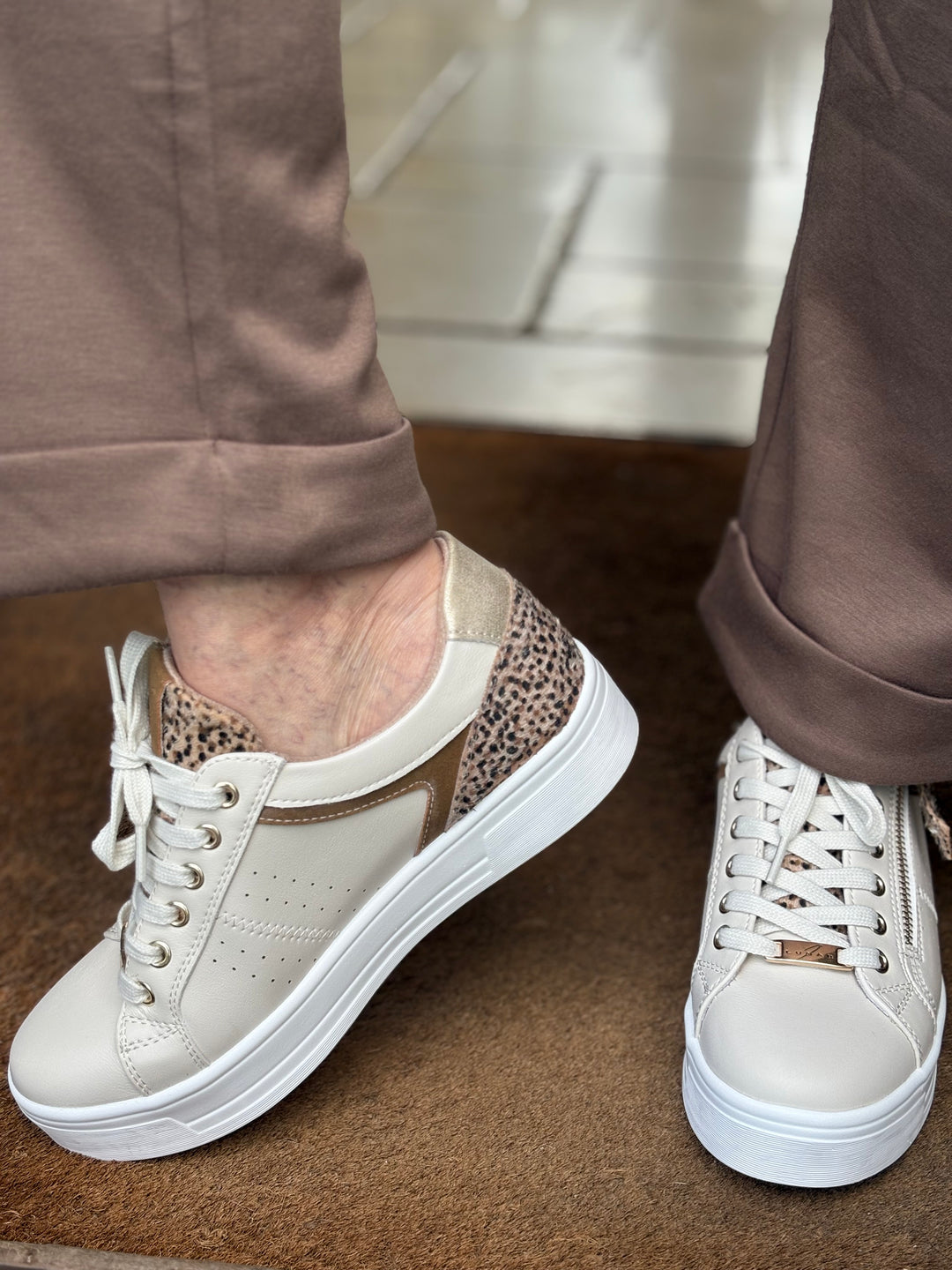 Lunar Presley Trainer | Cream