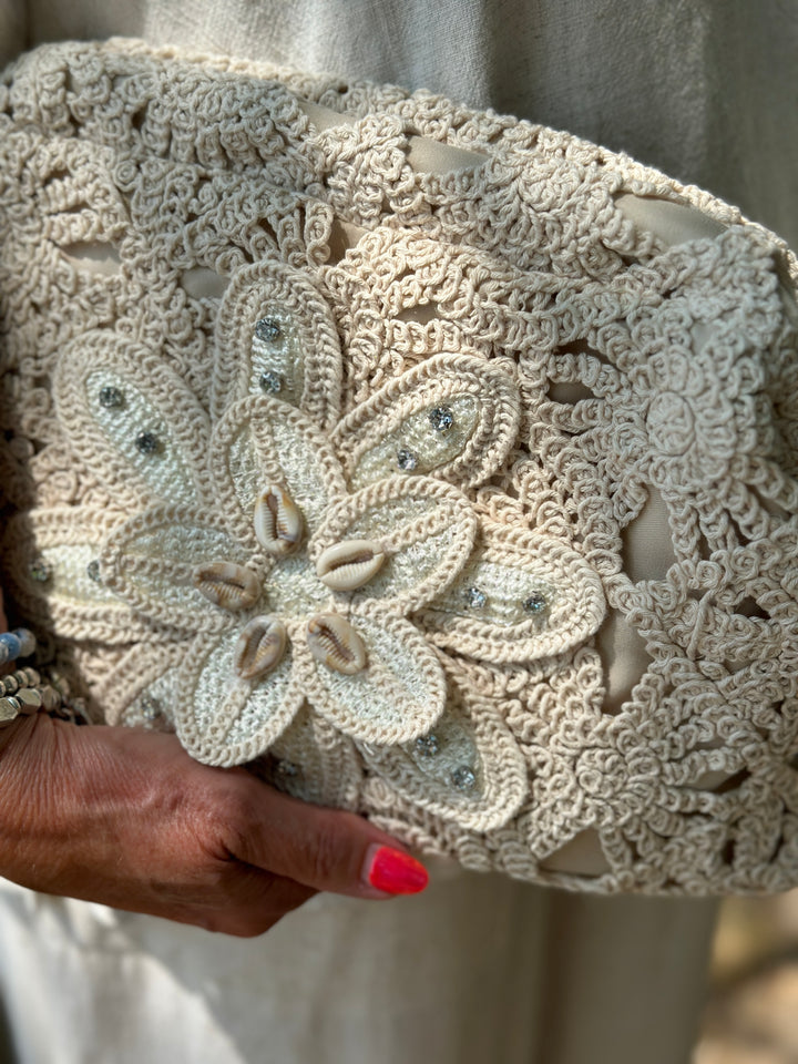 Crochet Shell Clutch Bag | Natural