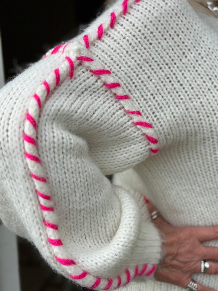 Contrast Stitch V-Neck Jumper  | Neon Pink