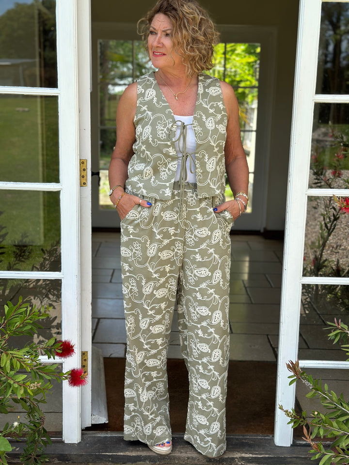 Petite Paisley Print Linen Two Piece | Khaki