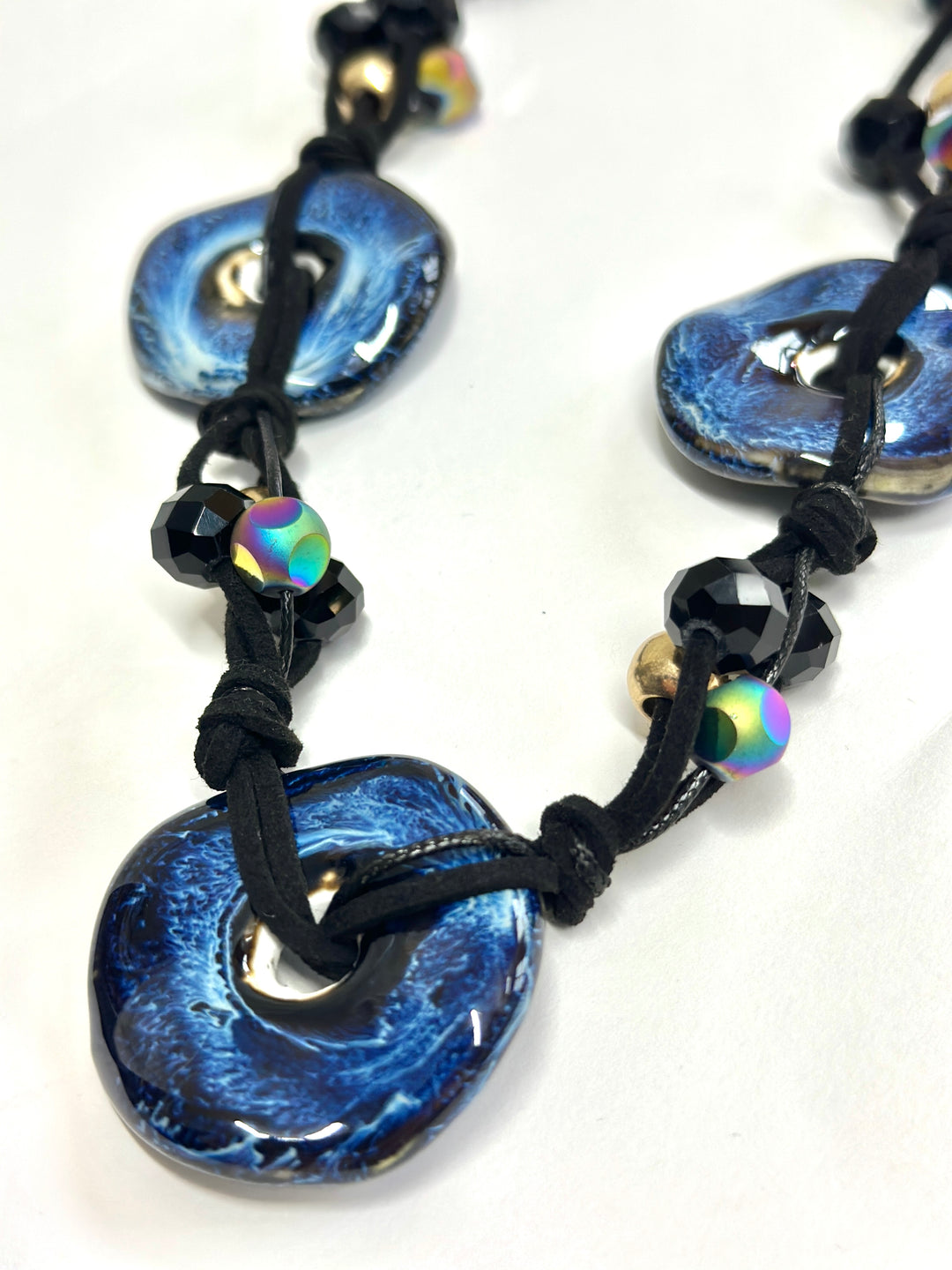 Glazed Disc Cord Necklace | Blue